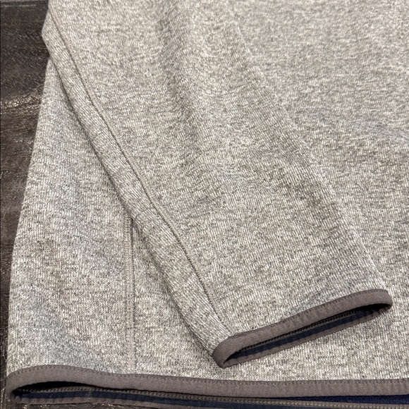 Vineyard Vines Heather Gray Quarter-Zip Pullover size Large L Men’s - Picture 2 of 8